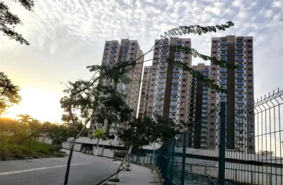 Apartamento para alugar com 2 quartos no condomínio residencial paris, sorocaba - sp