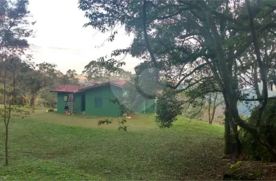 Sítio à venda com 2 quartos no centro, são francisco xavier - sp