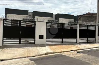 Casa de vila à venda com 2 quartos, sendo 1 suíte,  em vila barcelona, sorocaba - sp