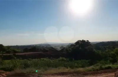 Chácara / sítio à venda na Estrada do Barreiro, Jardim Josane, Sorocaba