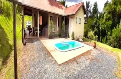 Chácara à venda com 4 quartos, sendo 1 suíte,  em jundiacanga, araçoiaba da serra - sp