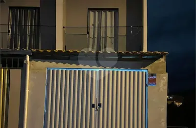 Casa de vila à venda com 2 quartos em lopes de oliveira, sorocaba - sp