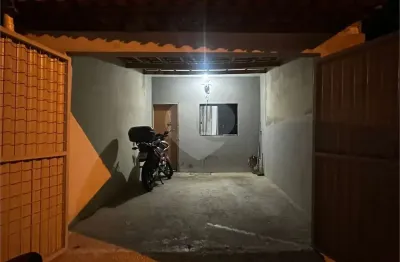 Casa de vila à venda com 2 quartos em lopes de oliveira, sorocaba - sp