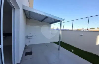 Casa  à venda com 2 quartos, sendo 2 suítes,  no condomínio Residencial Américo Figueiredo, Sorocaba - SP