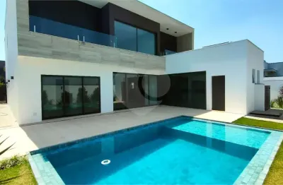 Casa  à venda com 4 quartos, sendo 4 suítes,  no condomínio alphaville nova esplanada 3, votorantim - sp