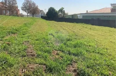 Terreno à venda no condomínio saint charbel, araçoiaba da serra - sp