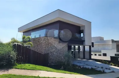 Casa  à venda com 3 quartos, sendo 3 suítes,  no condomínio alphaville castello, itu - sp