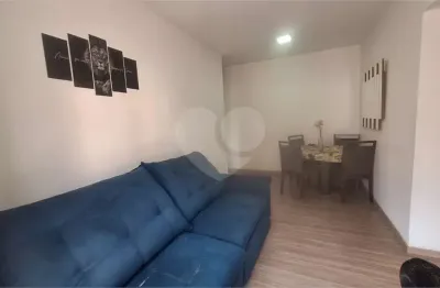 Apartamento à venda com 2 quartos no condomínio Villa de Espanha, Sorocaba - SP