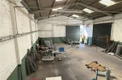 Barracão / Galpão / Depósito com 1 sala para alugar na Rua Pereira da Fonseca, 49, Éden, Sorocaba