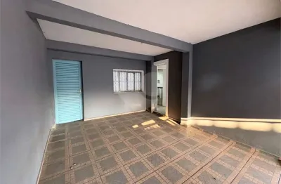 Casa térrea à venda ou para alugar com 3 quartos, sendo 1 suíte,  em parque ouro fino, sorocaba - sp