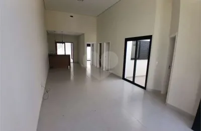 Casa  à venda com 3 quartos, sendo 1 suíte,  no condomínio horto florestal villagio, sorocaba - sp