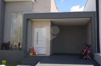Casa  à venda com 2 quartos, sendo 1 suíte,  no condomínio residencial jardim, sorocaba - sp