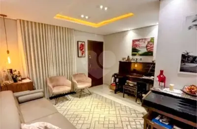 Apartamento à venda com 2 quartos, sendo 1 suíte,  no condomínio Edificio Pedra Rosada, Sorocaba - SP