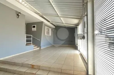Casa à venda com 4 quartos, sendo 1 suíte,  em Vila Carvalho, Sorocaba, SP