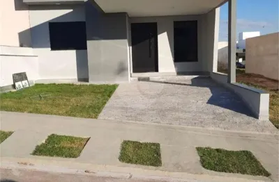 Casa  à venda com 3 quartos, sendo 1 suíte,  no condomínio horto florestal villagio, sorocaba - sp