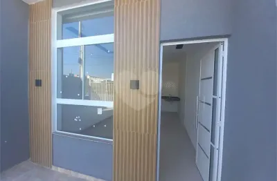 Casa à venda com 2 quartos, sendo 1 suíte,  em parque vitória régia, sorocaba - sp