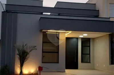 Casa  à venda com 3 quartos, sendo 1 suíte,  no condomínio Terras de São Francisco, Sorocaba - SP