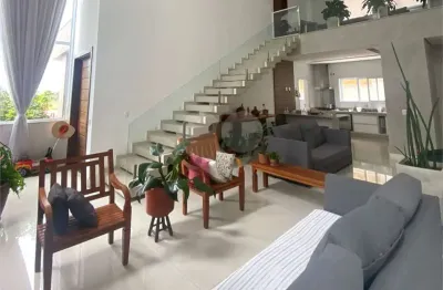 Casa  à venda ou para alugar com 4 quartos, sendo 4 suítes,  no condomínio alphaville nova esplanada 3, votorantim - sp