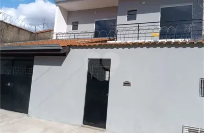 Casa à venda com 2 quartos, sendo 1 suíte,  em Jardim Santa Catarina, Sorocaba, SP