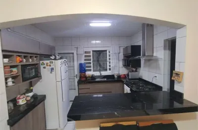 Casa à venda com 3 quartos, sendo 1 suíte,  em Jardim Europa, Votorantim, SP