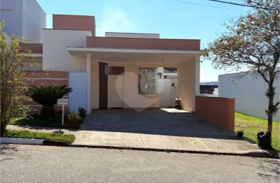 Casa  à venda com 3 quartos, sendo 1 suíte,  no condomínio Jd Portugal, Sorocaba - SP