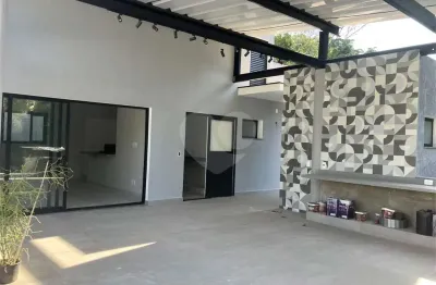 Casa à venda ou para alugar com 4 quartos, sendo 4 suítes,  em Jardim Pagliato, Sorocaba, SP