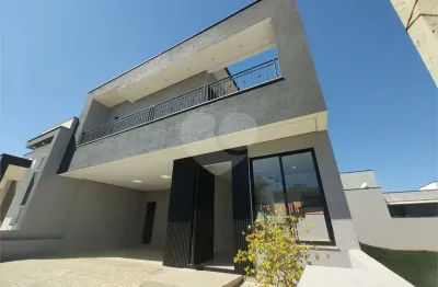 Casa  à venda com 3 quartos, sendo 3 suítes,  no condomínio Terras de São Francisco, Sorocaba - SP