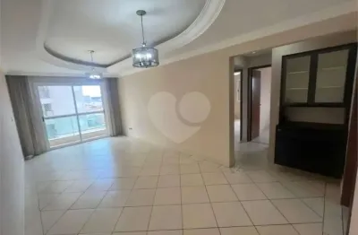 Apartamento à venda com 3 quartos, sendo 1 suíte,  no condomínio Ed. Trianon, Sorocaba - SP