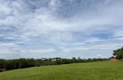 Terreno à venda no condomínio Village Saint Charbel, Araçoiaba Da Serra - SP