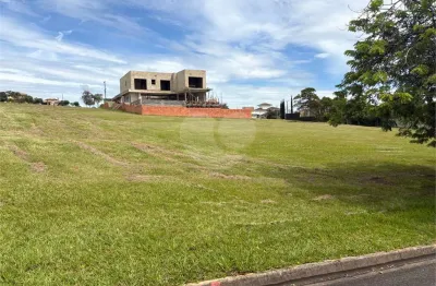 Terreno à venda no condomínio Village Saint Charbel, Araçoiaba Da Serra - SP