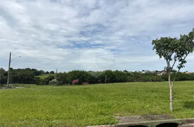 Terreno à venda no condomínio Village Saint Charbel, Araçoiaba Da Serra - SP