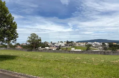 Terreno à venda no condomínio Village Saint Charbel, Araçoiaba Da Serra - SP