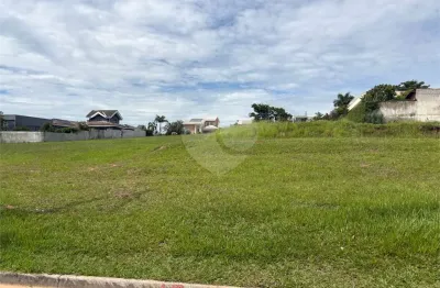 Terreno à venda no condomínio Village Saint Charbel, Araçoiaba Da Serra - SP