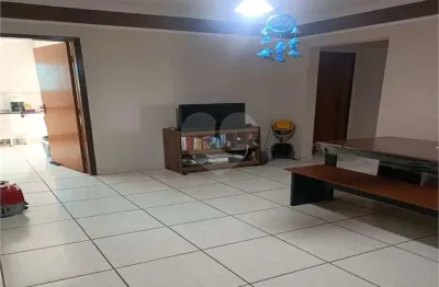 Apartamento à venda com 2 quartos, sendo 1 suíte,  no condomínio Bellini e Martins X, Sorocaba - SP