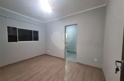Apartamento à venda com 2 quartos no condomínio Planalto, Sorocaba - SP
