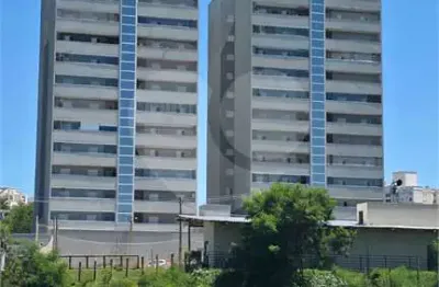Apartamento para alugar com 3 quartos, sendo 1 suíte,  no condomínio Glass Campolim, Sorocaba - SP