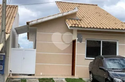 Casa  à venda com 3 quartos, sendo 1 suíte,  no condomínio Bella Vista, Sorocaba - SP