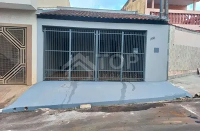 Casa a venda com 2 quartos no jardim bicao, sao carlos