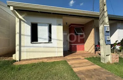 Casa a venda no condominio moradas 1 com 2 dormitorios