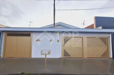 Casa com 4 quartos à venda na Vila São José, São Carlos 