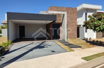 Belissima casa a venda no condominio village damha 3 , imovel novo,  3 dormitorios sendo uma suite com closet, janelas com persianas automatizadas, fino acabamento.