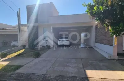 Linda casa a venda em condominio fechado , com moveis planejados, sala com pe direito alto, area gourmet, ofuro e muito mais..