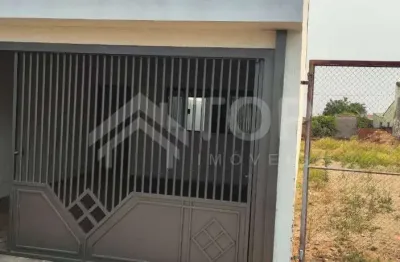 Casa a venda no jardim cruzeiro do sul, sao carlos,descricao do imovel: garagem coberta para dois carros, com portao basculante e cobertura em madeira envernizada e telha. sala e cozinha integradas em