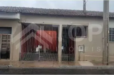 Casa e salao comercial no bairro nossa senhora aparecida