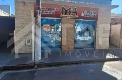 Sala comercial com 3 salas para alugar no Centro, São Carlos 