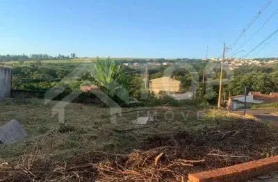 Excelente terreno de esquina no Prolongamento dos Jardins das Torres