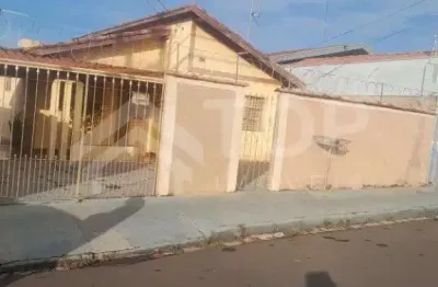 Casa a venda com 2 dormitorios na vila nossa senhora de fatima