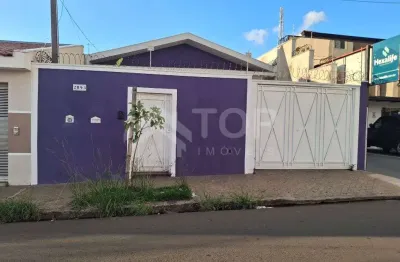 Excelente imovel de 3 dormitorios com 1 suite, edicula e quintal amplo na regiao central
