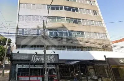 Apartamento de 3 dormitorios no centro de sao carlos - aluguel