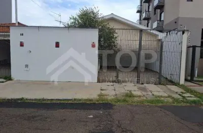 Excelente casa de 3 dormitorios no bairro parque arnold schmidt